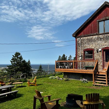 Chalet Epicea Sainte Anne des Monts Exterior photo