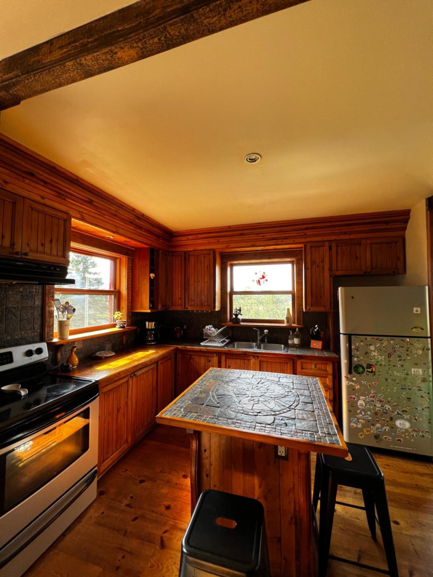 Chalet Epicea Sainte Anne des Monts Exterior photo