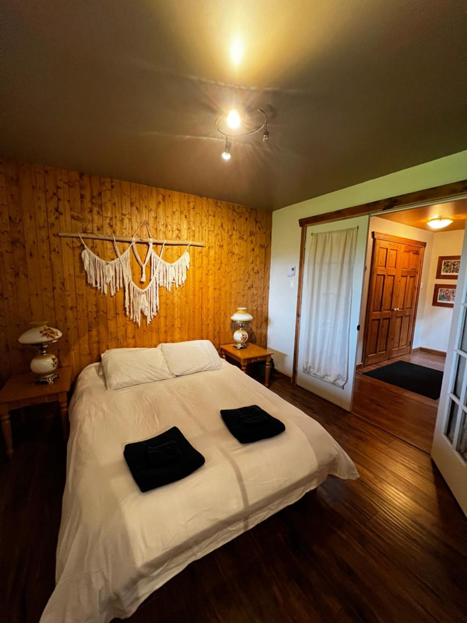 Chalet Epicea Sainte Anne des Monts Exterior photo