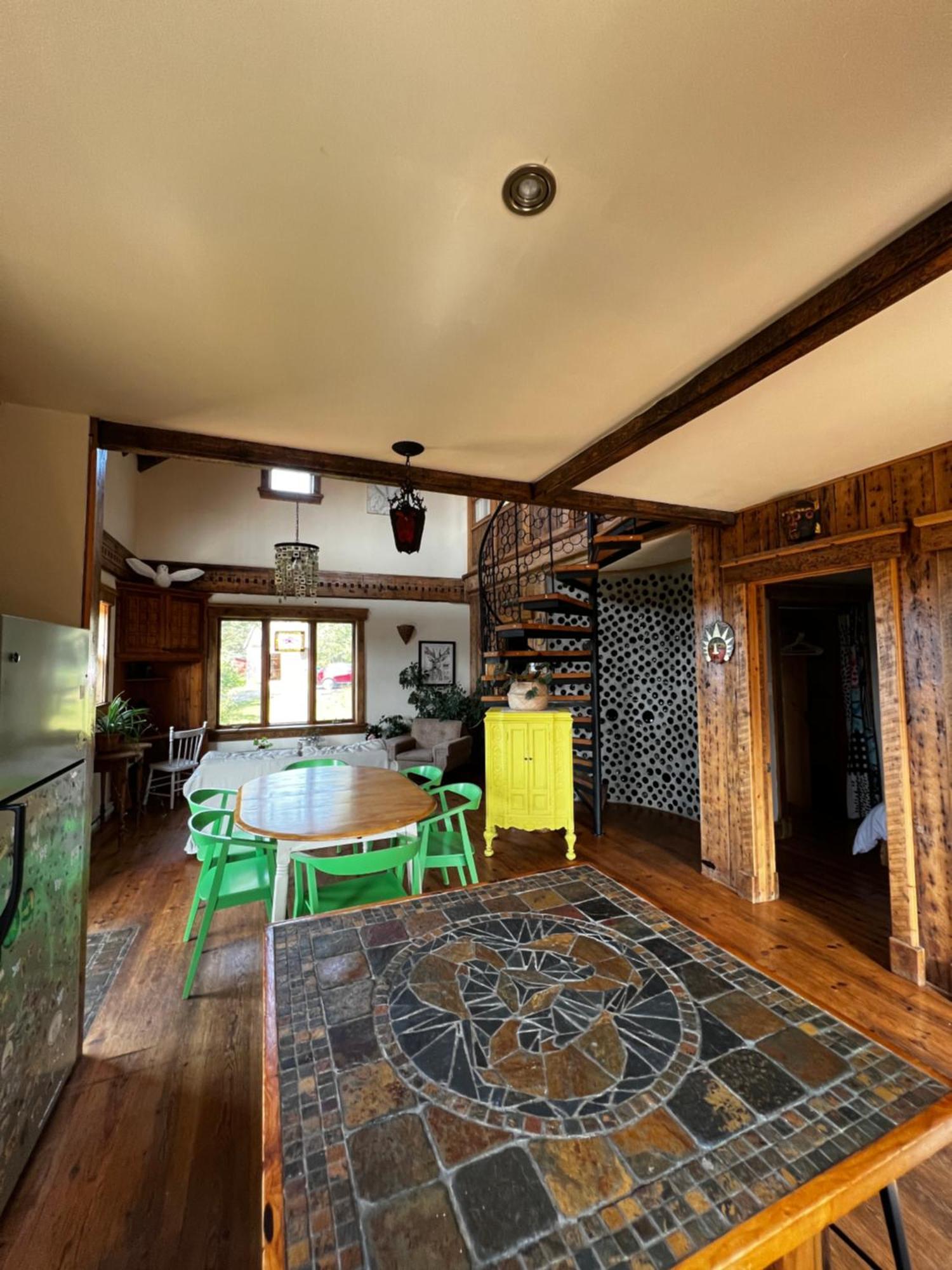 Chalet Epicea Sainte Anne des Monts Exterior photo